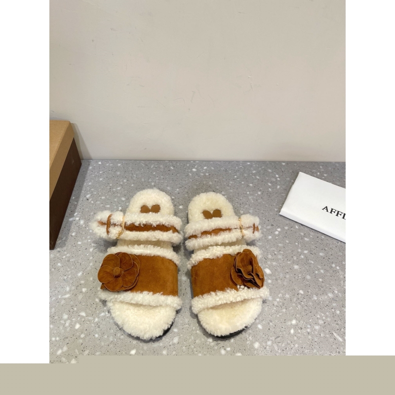 Other Slippers